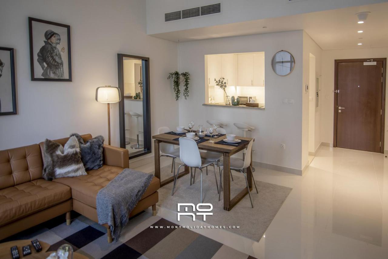 Elegant With Balcony Minutes From Burj Khalifa Apartment Dubai