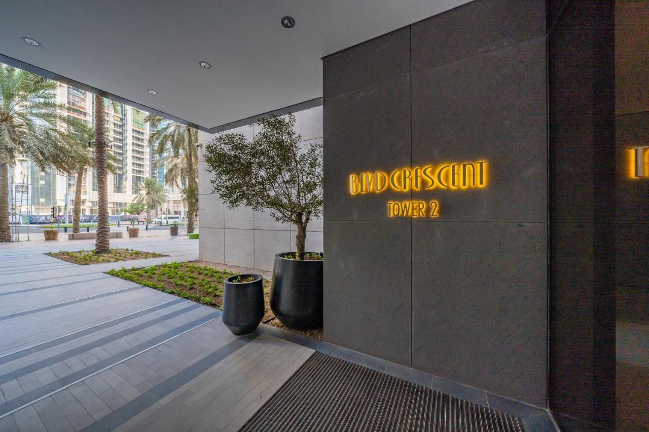 Apartment Elegant With Balcony Minutes From Burj Khalifa Dubai